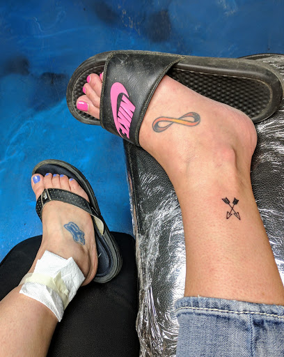 Tattoo Shop «Liquid Tattoo», reviews and photos, 16583 Old U.S. 27, Lansing, MI 48906, USA