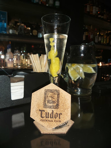 Tudor Cocktail Club