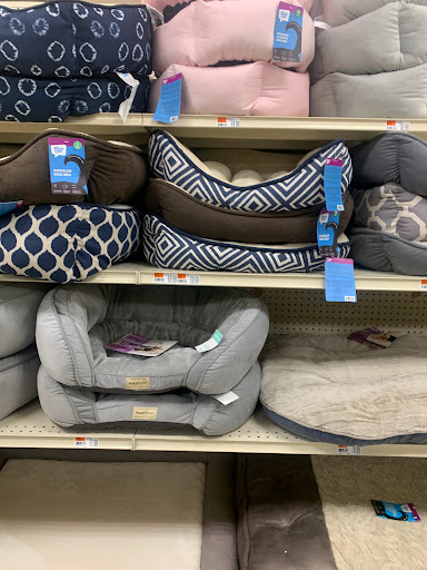 Pet Supply Store «Pet Supplies Plus», reviews and photos, 14835 Telegraph Rd, Redford Charter Twp, MI 48239, USA