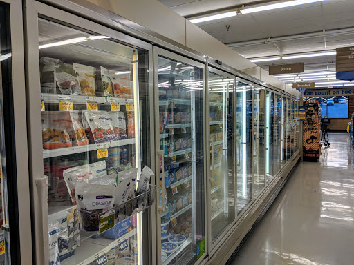 Grocery Store «Food Lion», reviews and photos, 5426 Six Forks Rd, Raleigh, NC 27609, USA