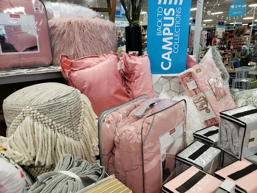 Home Goods Store «At Home», reviews and photos, 301 SouthTowne East Mall Dr, Wichita, KS 67207, USA