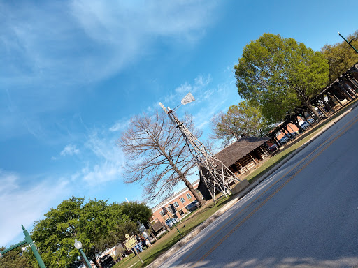 Tobacco Shop «Grapevine Cigar Tobacco», reviews and photos, 120 S Main St # 60, Grapevine, TX 76051, USA
