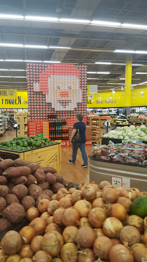 Grocery Store «Fresco y Más», reviews and photos, 1630 W 49th St, Hialeah, FL 33012, USA