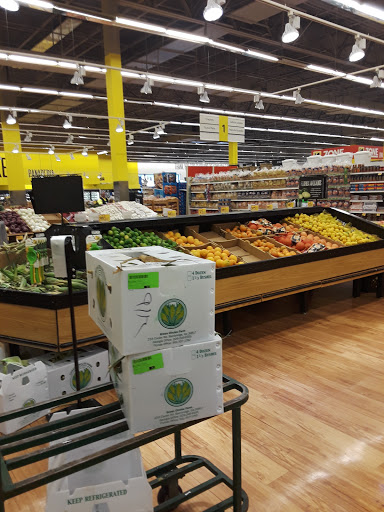 Grocery Store «Fresco y Más», reviews and photos, 1630 W 49th St, Hialeah, FL 33012, USA