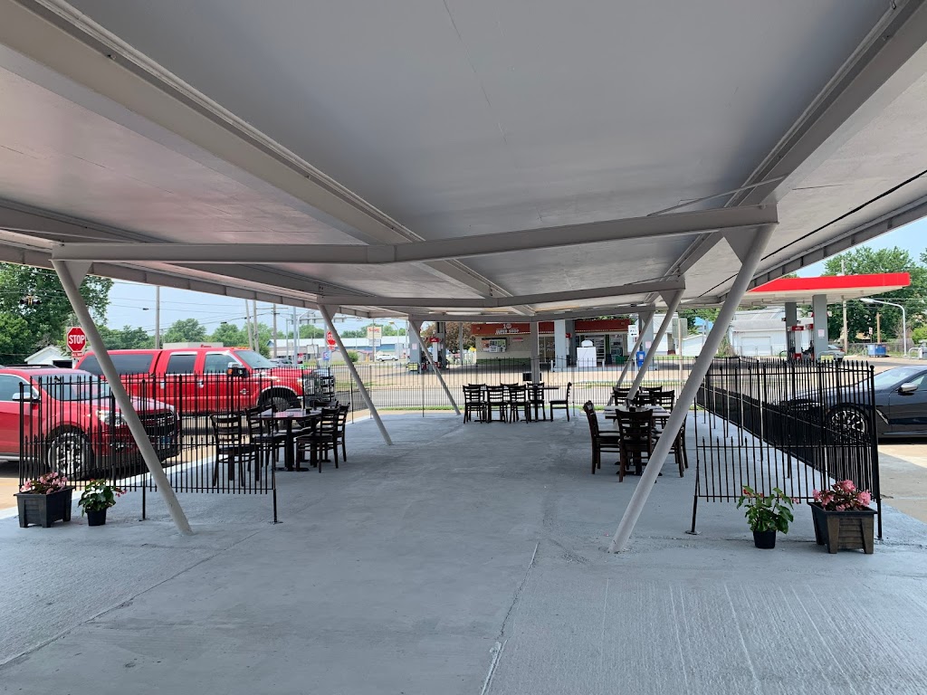 Rocky's Italian Bistro 61944