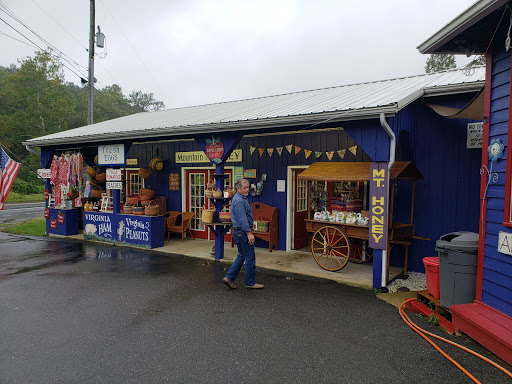 Gift Shop «Beech Spring Gift Shop», reviews and photos, 11600 Lee Hwy, Sperryville, VA 22740, USA
