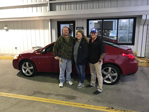 Used Car Dealer «Shoals University Kia», reviews and photos, 4109 N Jackson Hwy, Sheffield, AL 35660, USA