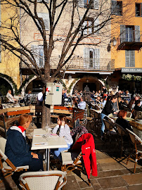Atmosphère du Restaurant Café des Arcades à Valbonne - n°14