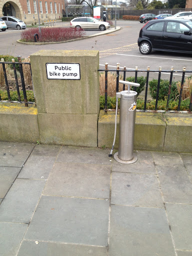 Public Bicycle Pump