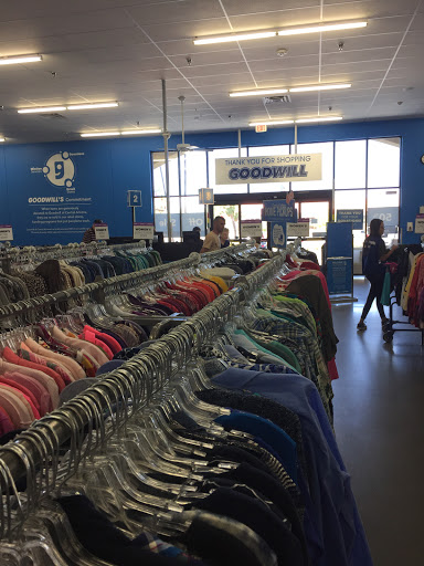 Thrift Store «Goodwill», reviews and photos