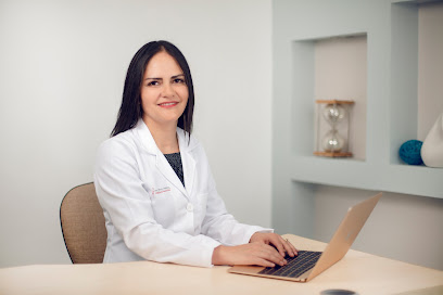 Dra. Mercy Cárdenas - Cirujano Vascular en Quito