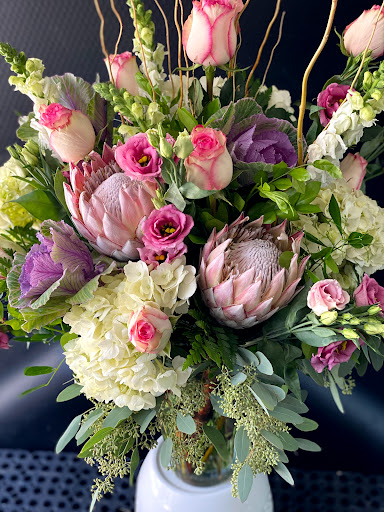 Florist «Kikilis Florist», reviews and photos, 417 S Pinellas Ave, Tarpon Springs, FL 34689, USA