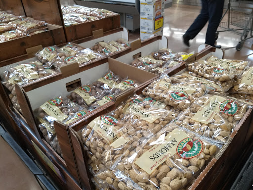 Grocery Store «Kroger Marketplace», reviews and photos, 3105 N Bend Rd, Hebron, KY 41048, USA