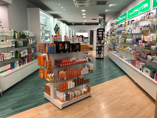 Información y opiniones sobre Farmàcia Pasteur River de San Julián De Loria, Andorra