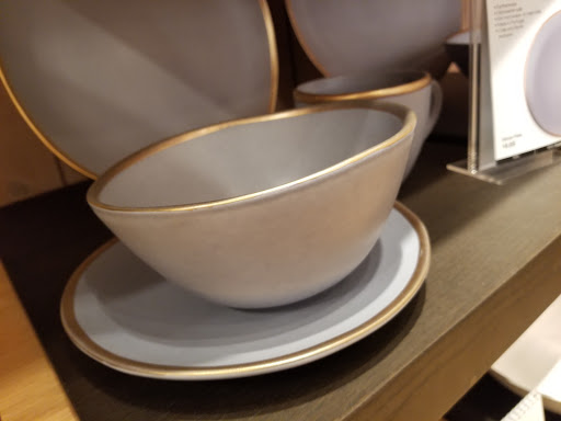 Furniture Store «Crate and Barrel», reviews and photos, 199 Boylston St, Chestnut Hill, MA 02467, USA