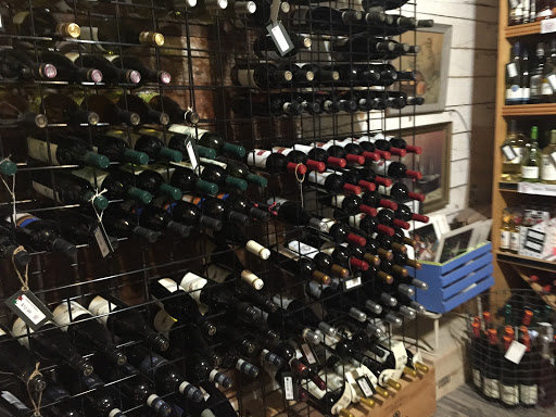 Liquor Store «Pig Liquors», reviews and photos, 519 S Presa St, San Antonio, TX 78205, USA