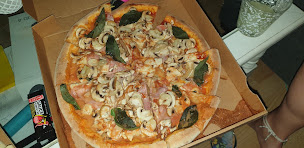 Photo n°16 de Basilic & Co - pizzas de terroirs à Villefranche-sur-Saône ()