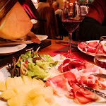 Photo n° 1 de l'avis de Radu. fait le 29/10/2016 à 18:56 pour Restaurant La Caleche Rmt SARL à La Clusaz