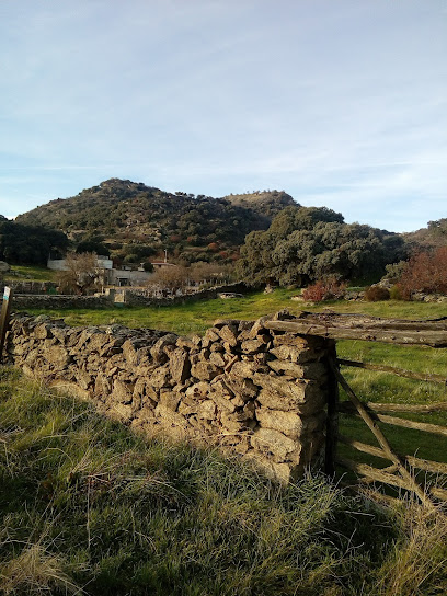 PARQUING CASTILLO DE BAYUELA