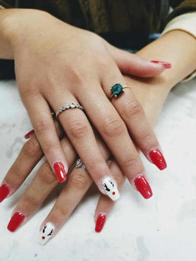 Nail Salon «V Nail Salon», reviews and photos, 550 Greensburg Commons Shopping Center, Greensburg, IN 47240, USA