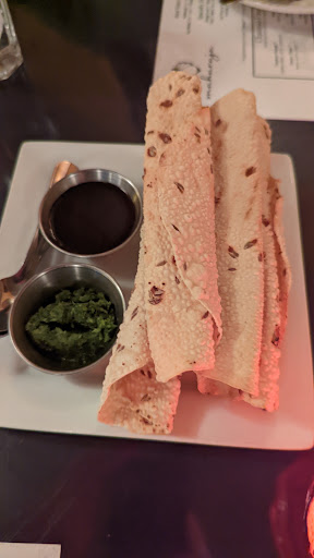 Indian Restaurant «Maharaja», reviews and photos, 1550 N Farwell Ave, Milwaukee, WI 53202, USA