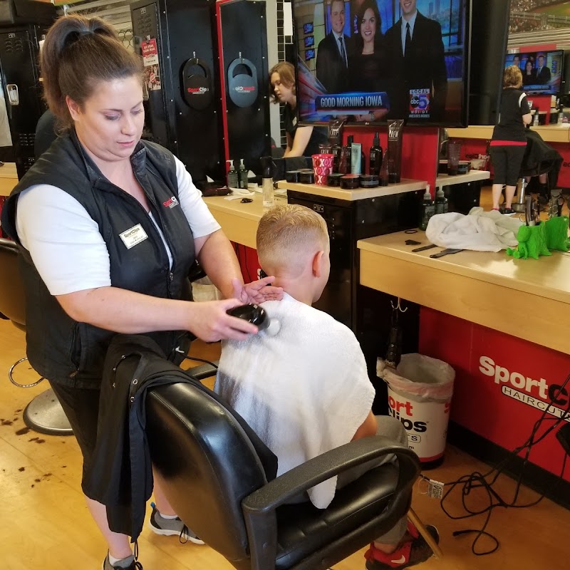 Sport Clips Haircuts of West Des Moines - Mills Civic