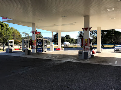 Esso à Bouc-Bel-Air