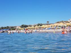 Atlantica Beach'in fotoğrafı uçurumlarla desteklenmiş