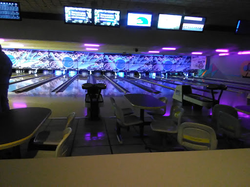 Bowling Alley «Centennial Lanes», reviews and photos, 16050 Centennial Cir, Tinley Park, IL 60477, USA
