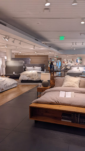 Furniture Store «Crate and Barrel», reviews and photos, 530 Stanford Shopping Center, Palo Alto, CA 94304, USA