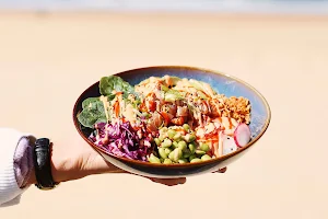 Makai Beach food & bar image