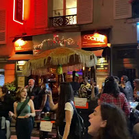 Bar du Restaurant italien New York Café Karaoké à Paris - n°2