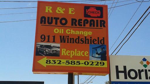 Auto Repair Shop «R & E Auto Repair & 911 auto Windshield», reviews and photos, 930 Rayford Rd, Spring, TX 77386, USA