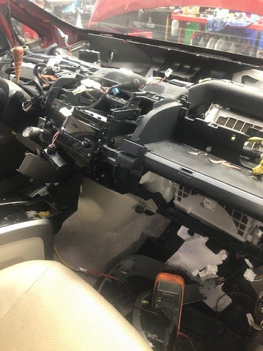 Auto Repair Shop «Atomic Auto.», reviews and photos, 610 NE 102nd Ave, Portland, OR 97220, USA