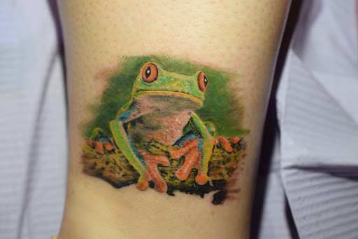 Tattoo Shop «The Shop», reviews and photos, 141 S Grand Ave, Fowlerville, MI 48836, USA