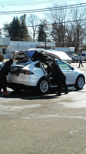 Car Wash «Personal Touch Milford Full Service Car Care», reviews and photos, 1020 Bridgeport Ave, Milford, CT 06460, USA