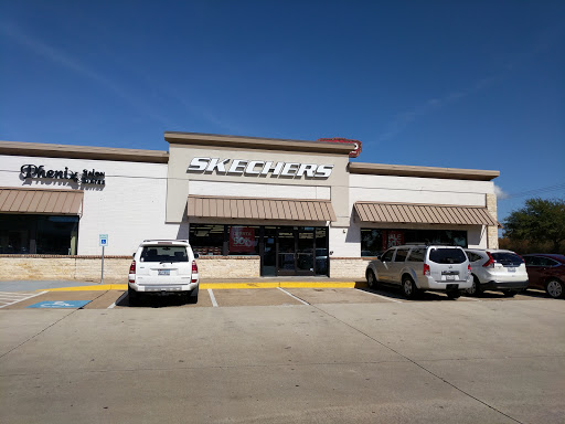 SKECHERS Factory Outlet, 100 S Central Expy #42, Richardson, TX 75080, USA, 