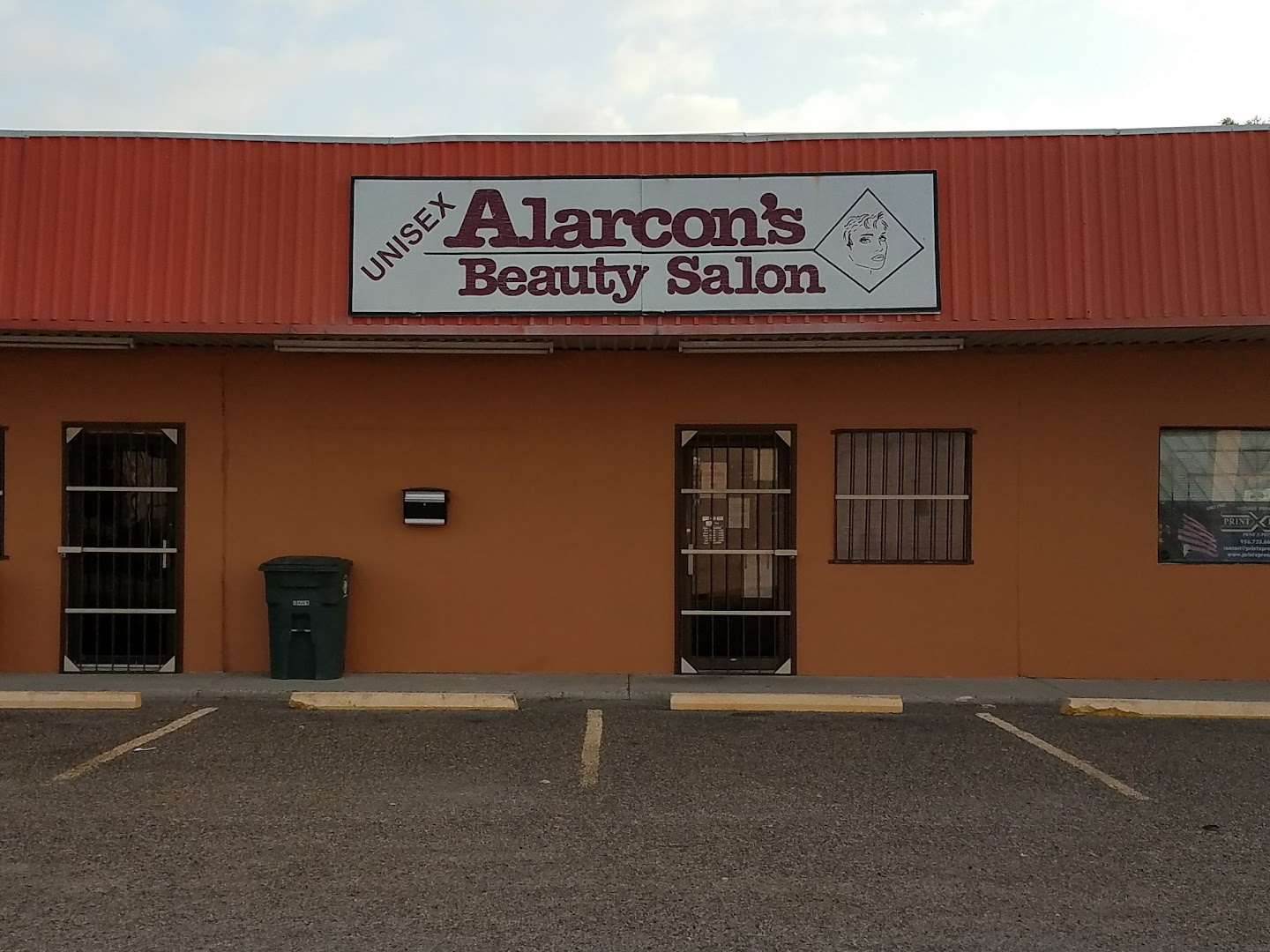 Alarcon Beauty Salon