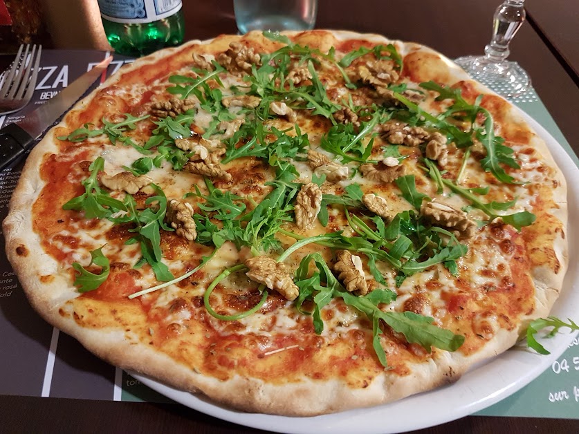 Pizza Pizzi sacha à Saint-Pierre-en-Faucigny (Haute-Savoie 74)