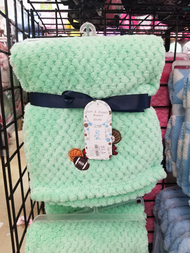 Discount Store «Fallas Discount Stores», reviews and photos, 122 E Olney Ave, Philadelphia, PA 19120, USA