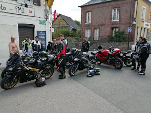 Photo n°89 de Au P'tit Bouchon à Blainville-Crevon ()