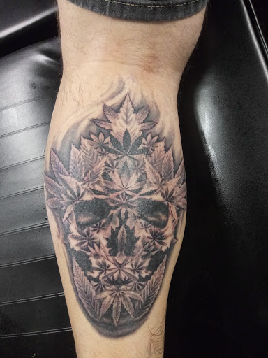 Tattoo Shop «Absolute Tattoo», reviews and photos, 1212 S Kansas Ave, Topeka, KS 66612, USA