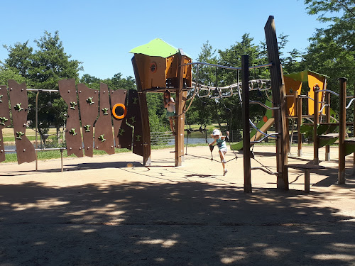 attractions Parc de Champagné Cesson-Sévigné
