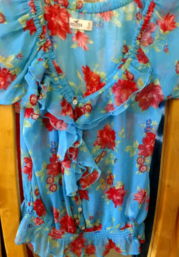 Thrift Store «Community Closet Thrift Store», reviews and photos, 416 E Park St, Livingston, MT 59047, USA