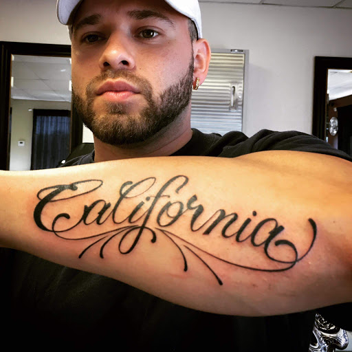 Explore neo traditional tattoo ideas, creative tattoo ideas in Phoenix, available at Grand Avenue Tattoo & Piercings