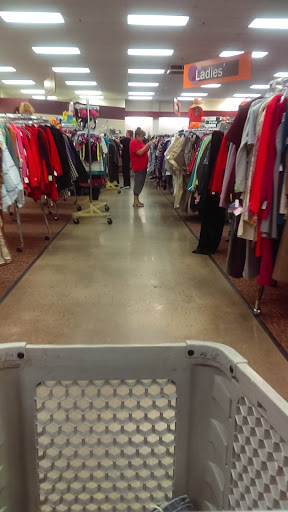 Thrift Store «Discover Goodwill Fountain Retail Center», reviews and photos