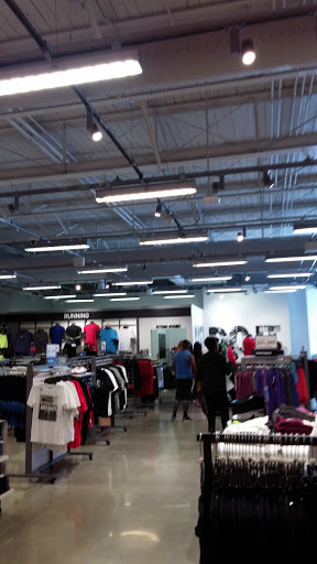 Clothing Store «Nike Factory Store», reviews and photos, 4101 S Carrollton Ave, New Orleans, LA 70119, USA