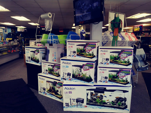 Pet Supply Store «M & M Pet Supplies Inc», reviews and photos, 15625 E Warren Ave, Detroit, MI 48224, USA