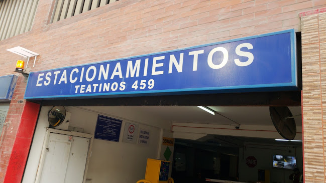 Opiniones de Estacionamientos Teatinos 459 en Metropolitana de Santiago - Aparcamiento