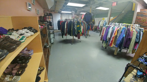 Thrift Store «Harvest Lane Treasures Thrift Shop», reviews and photos, W4910 Harvest Ln, La Crosse, WI 54601, USA